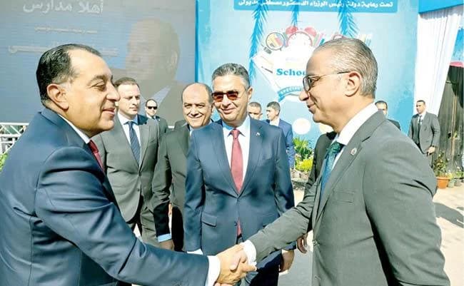رئيس الوزراء يفتتح معرض مدارس الجيزة