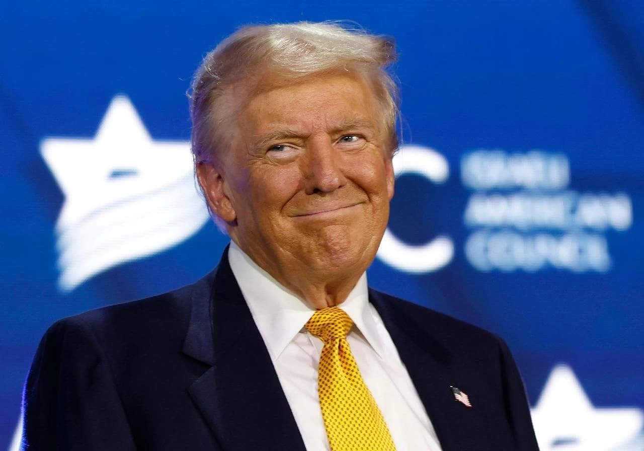 Trump Criticizes Opponents on Iran
