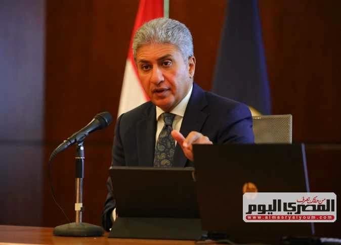 من يحق للتنقيب في مصر وزير السياحة يوضح