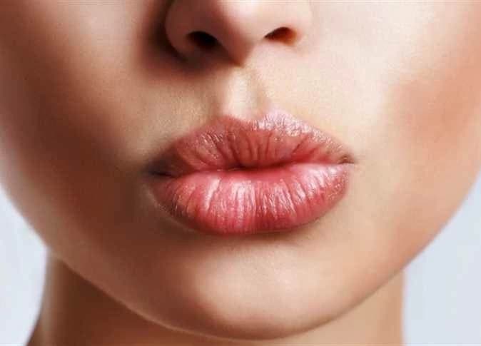 Quick Natural Pink Lip Gloss Recipe