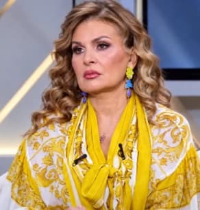 يسرا تتذكر آخر لحظات والدتها