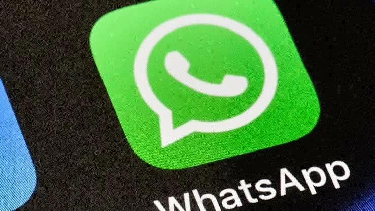 WhatsApp temporarily unavailable on some devices