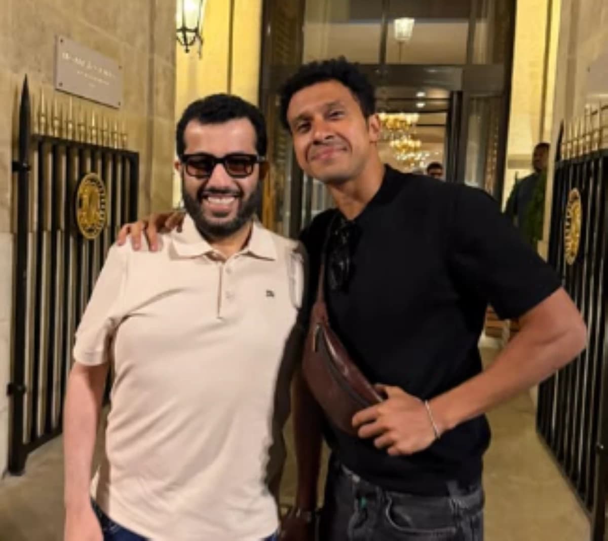 Turki Al-Sheikh greets Essam Omar in Paris