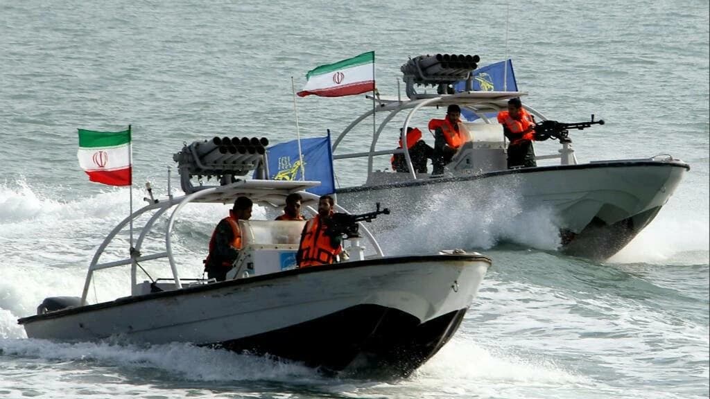 الحرس الثوري يهدد ناقلات النفط قبالة الكويت والبحرين