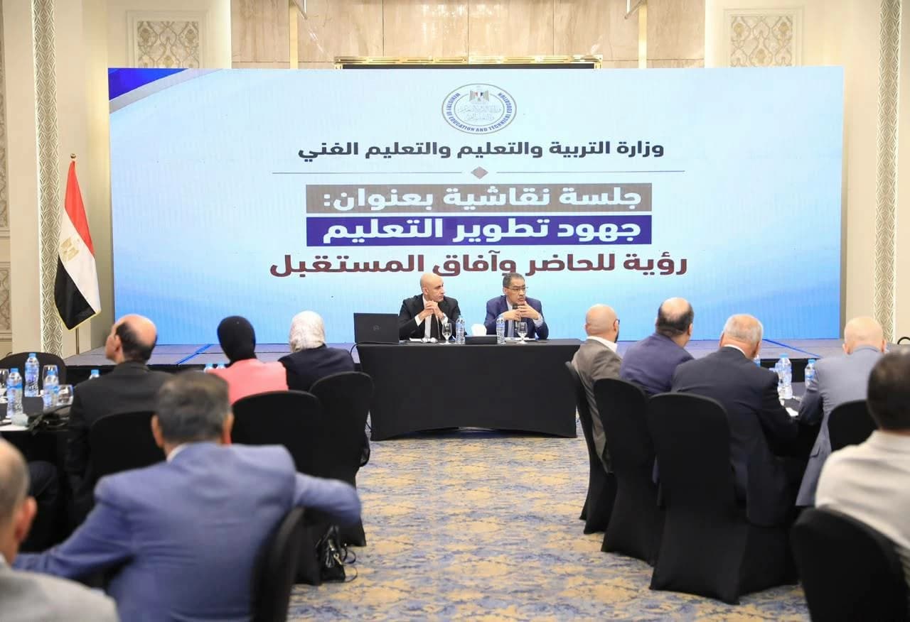 وزير التعليم يرفض احتفالات المدارس الدولية