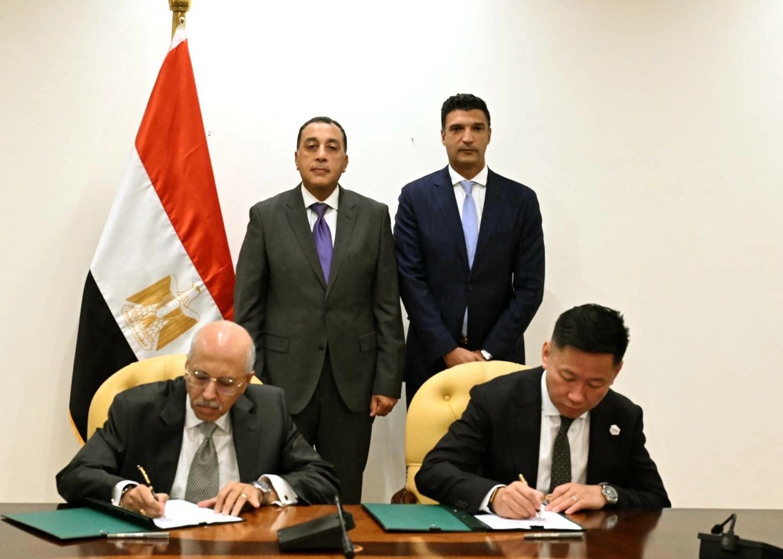 PM Attends Battery Factory Signing