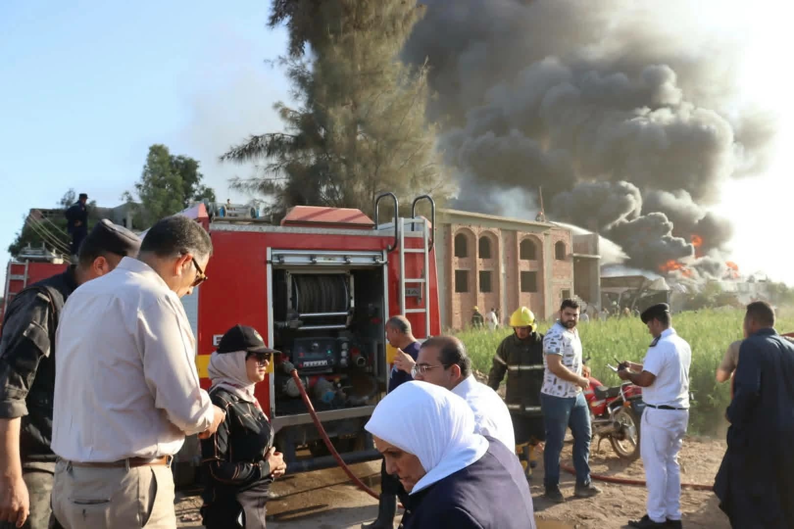 Seven fire trucks battle Qalyubia chemical blaze