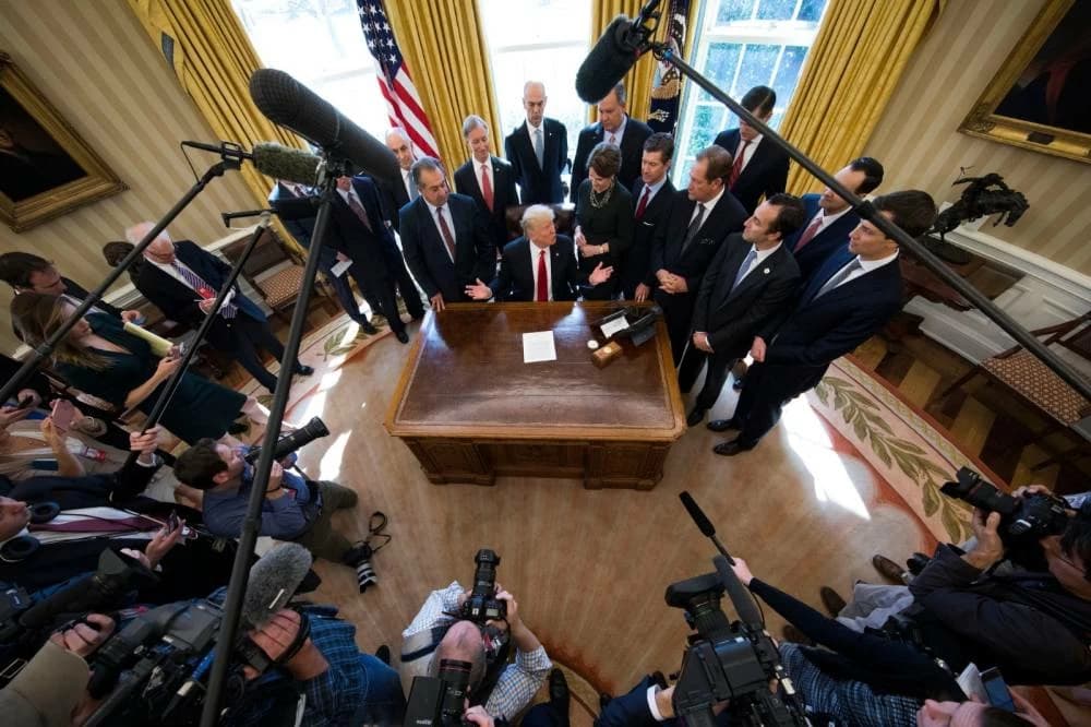 U.S. court rules for CNN, MS Now, Politico