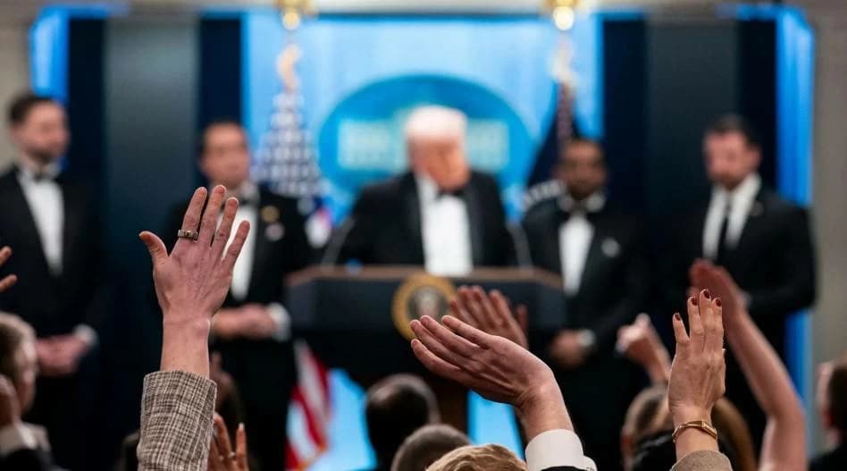 Media reports barred from White House despite court order