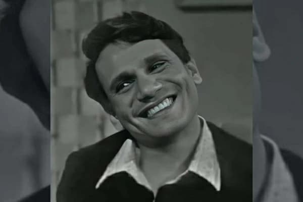 عبدالحليم حافظ يوضح آخر تسجيل قبل وفاته