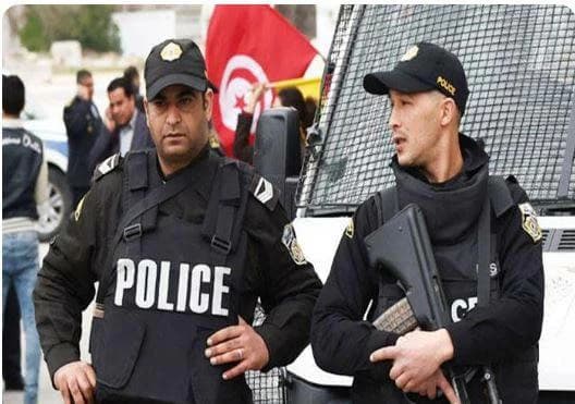 الطفلة التونسية يقين ضحية صديقتها و11 شخصًا