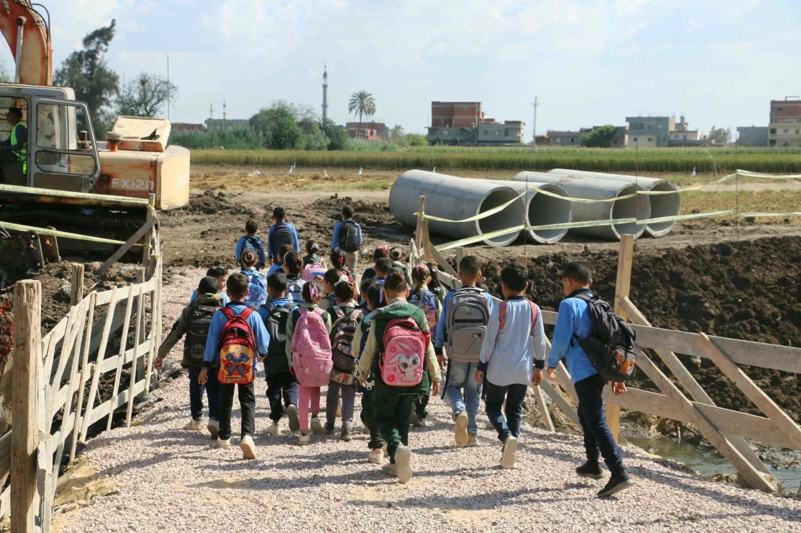 Water Minister Shares Damanhour School Ferry