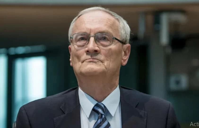 Former German spy chief August Hanning detained