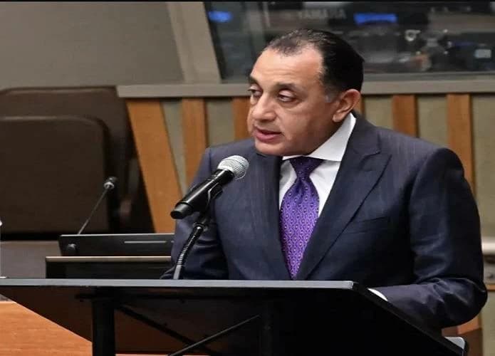 الحكومة تركز على إدارة الدين