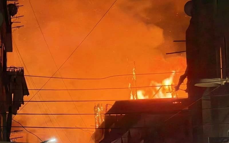 حريق يلتهم 6 أبراج حمام في المنصورة