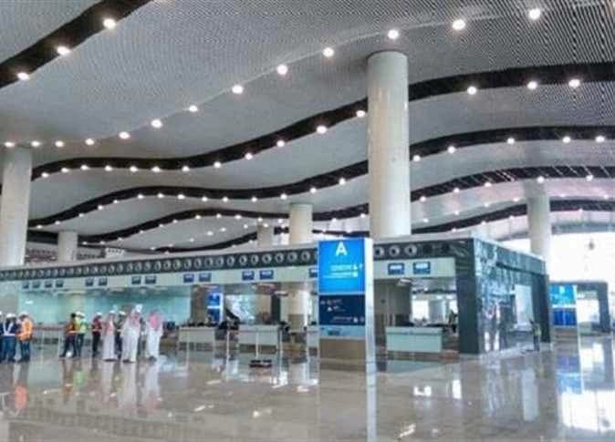 مصرع مضيفة مصرية في هجوم مطار الملك خالد