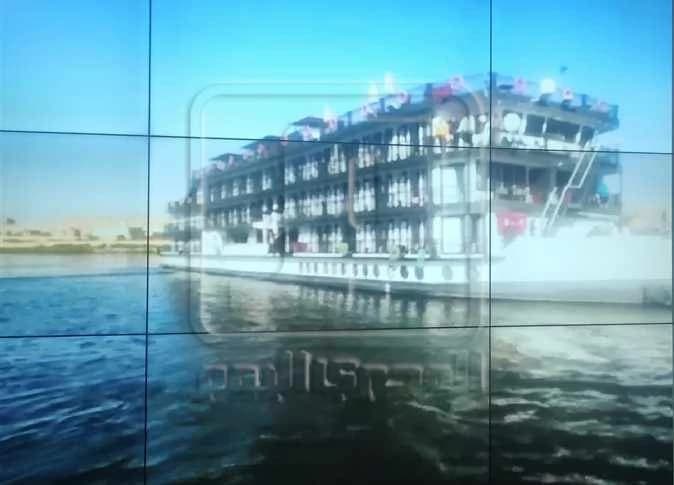 Tourist ship refloated near Kom Ombo