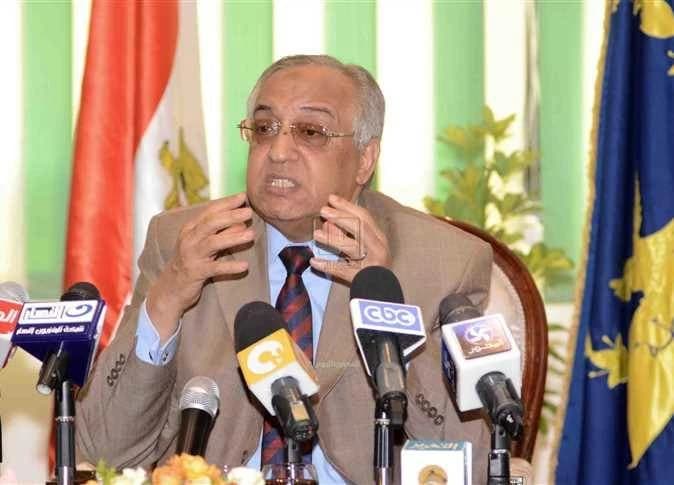 وزير الداخلية السابق يكشف طلب مرسي للانسحاب وتهديد الشاطر
