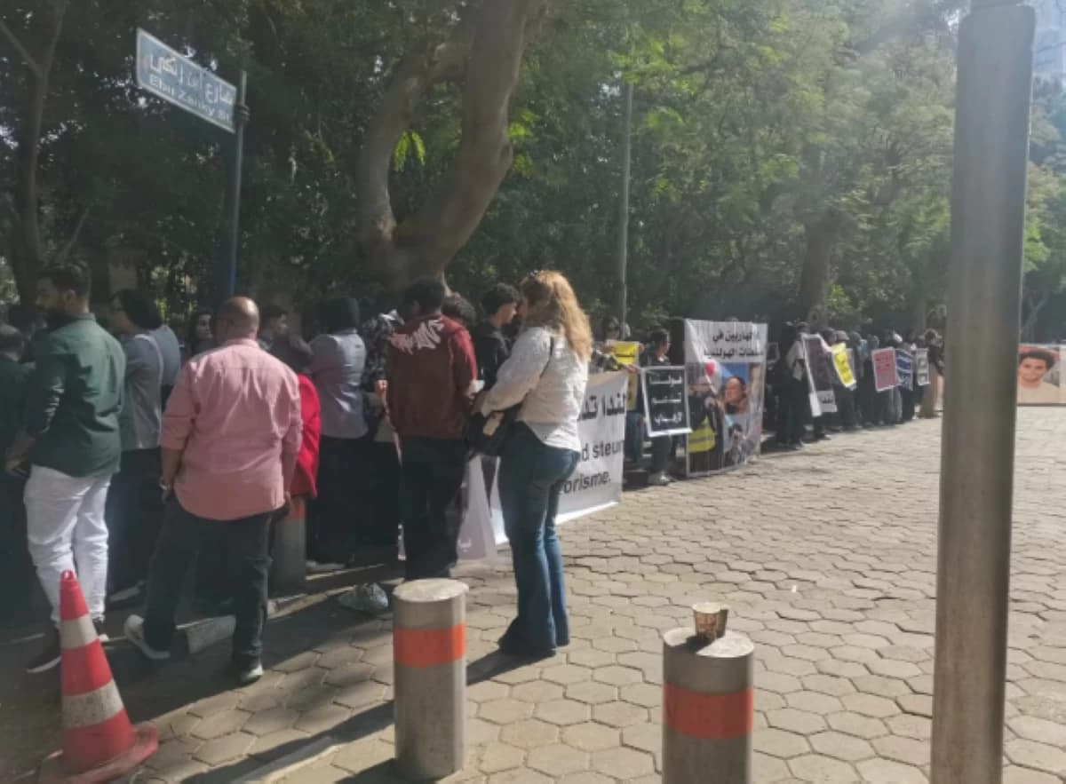 Egyptians protest outside Dutch embassy after Ahmed Nasser arrest
