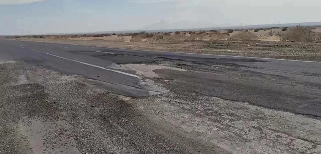 نداء لتطوير طريق رأس غارب الزعفرانة
