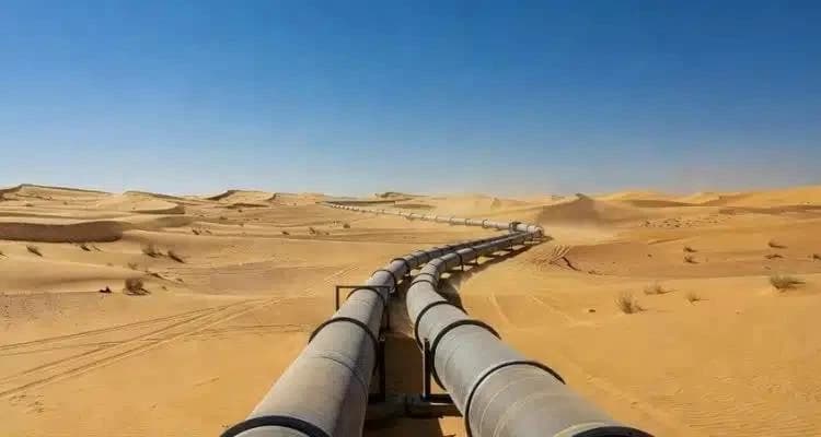 Global oil output hits 2.5M bpd and prices fall