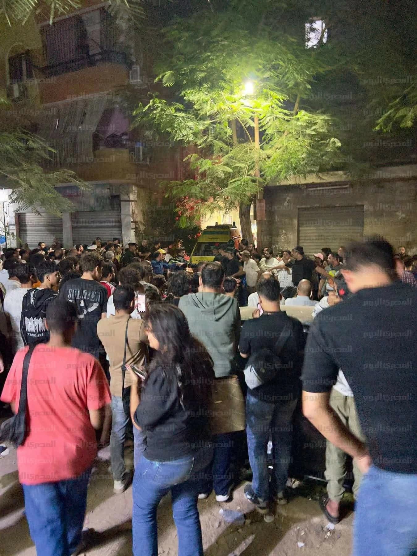 عمر يفقد عائلته تحت أنقاض حدائق القبة