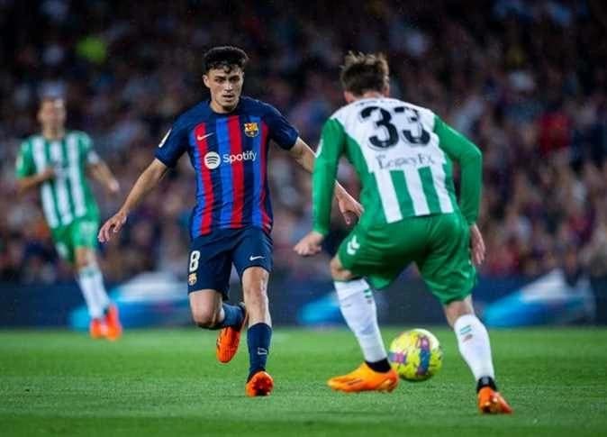 مباراة برشلونة وريال بيتيس الآن في الليغا