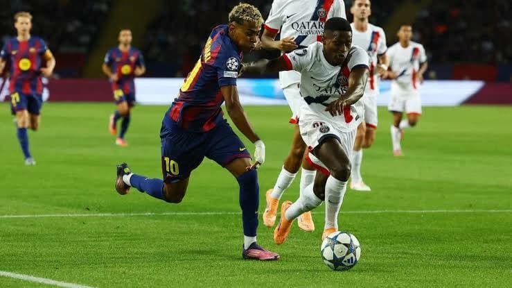 مباراة برشلونة وباريس سان جيرمان الآن