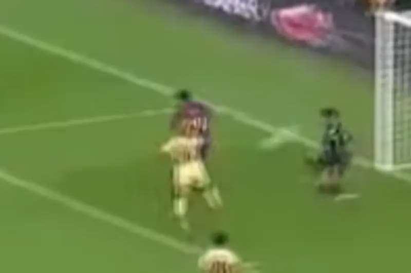 Hamza Abdul Karim scores first Barcelona goals against former team