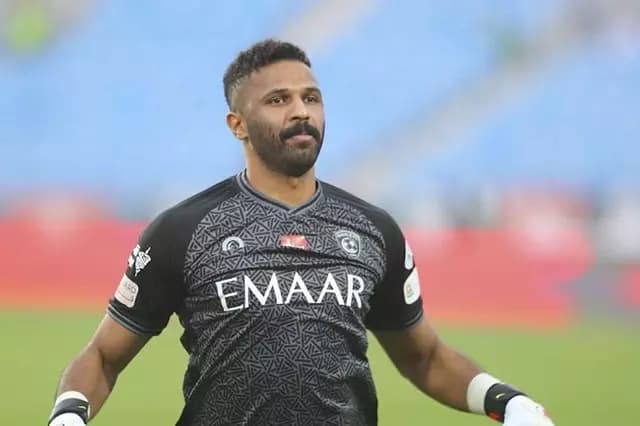 الهلال السعودي يضم العويس رسميا