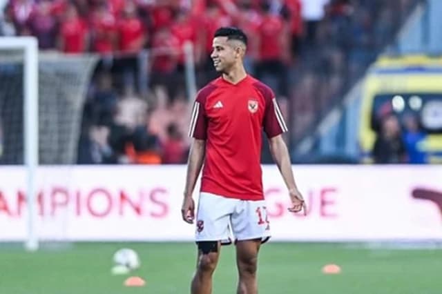 رضا سليم آخر لاعب بمركزه في الأهلي