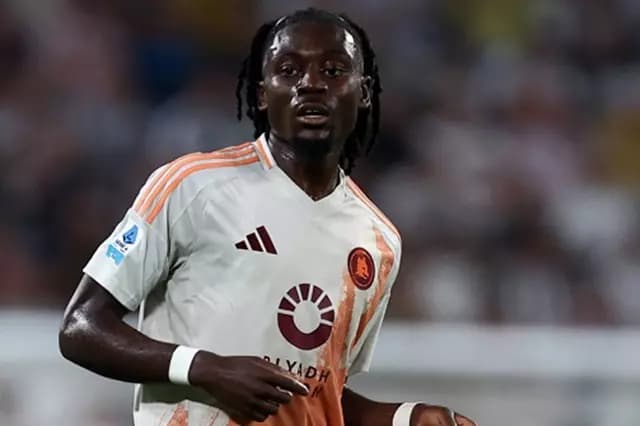 Manchester United plans to sign Roma's star player
