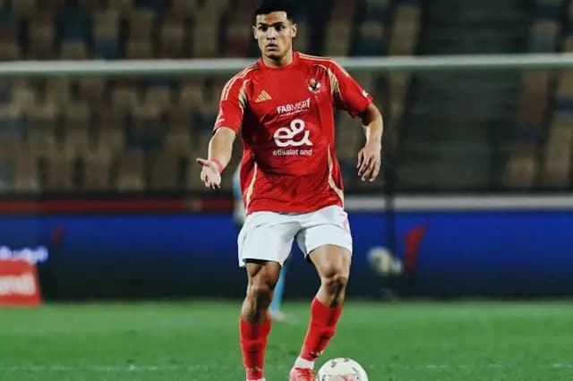 الأهلي يوافق على انتقال مصطفى العش و شكري للمصري