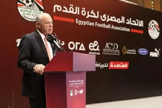 Abu Rida on Hossam Hassan and Al-Khatib