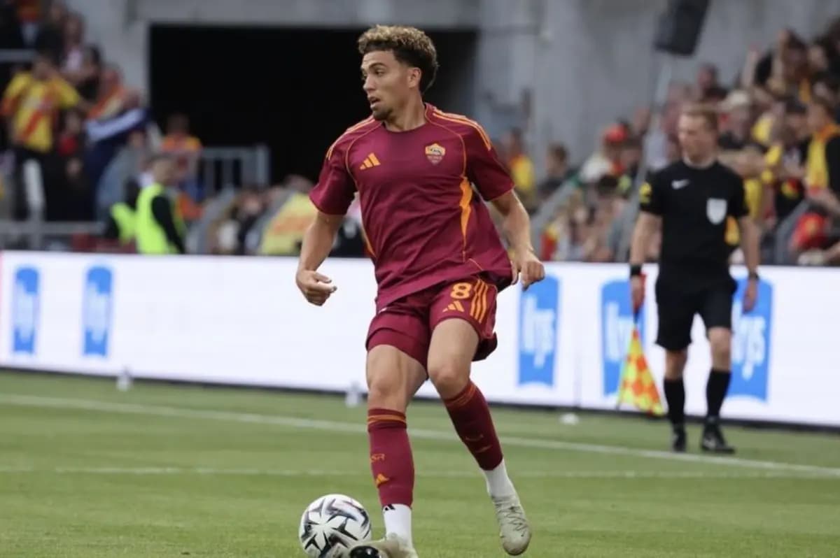 Clubs vie for Al-Ain player from Roma