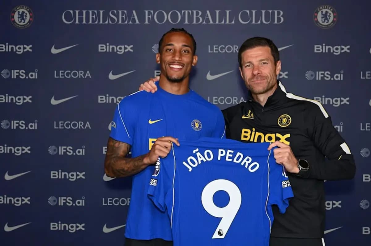 Chelsea extends João Pedro contract to 2034