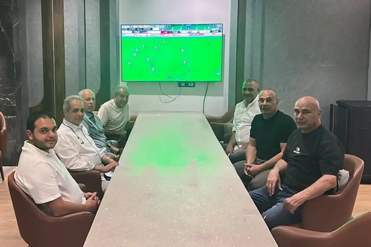 Abu Rida Hosts Renewal Dinner for Twin Brothers