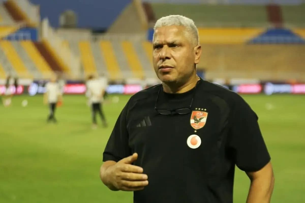 بسيوني يمنح وائل جمعة بطاقة صفراء بعد طلب طرد لاعب المقاولون