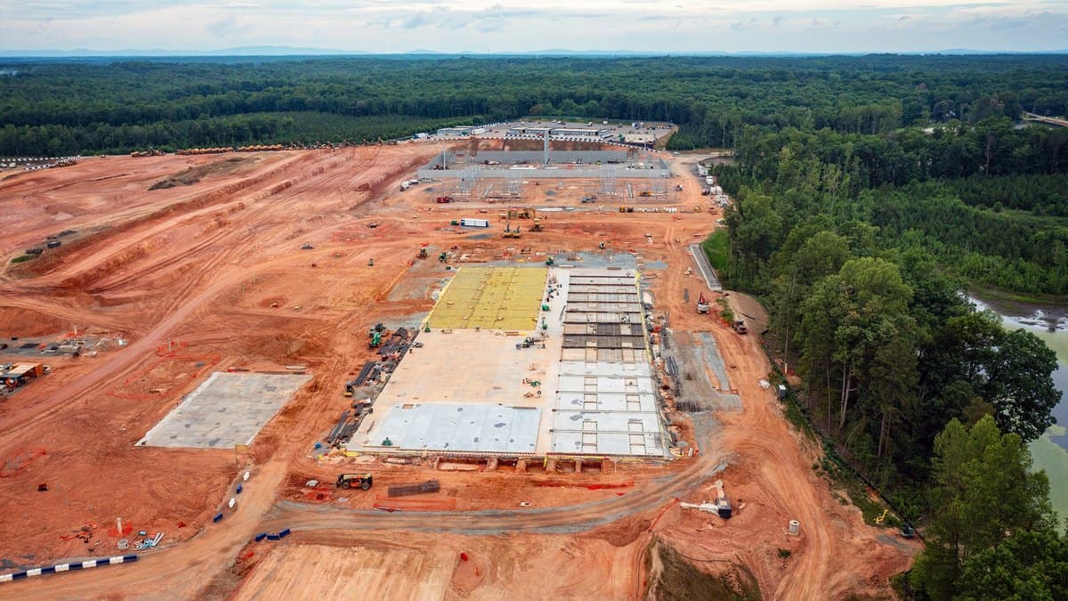 Virginia homeowner sues Amazon over chaos from nearby data center
