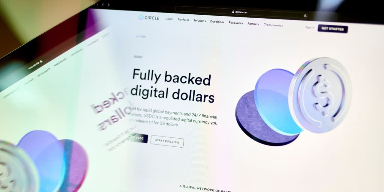 تأكيد القانون للعملات الرقمية