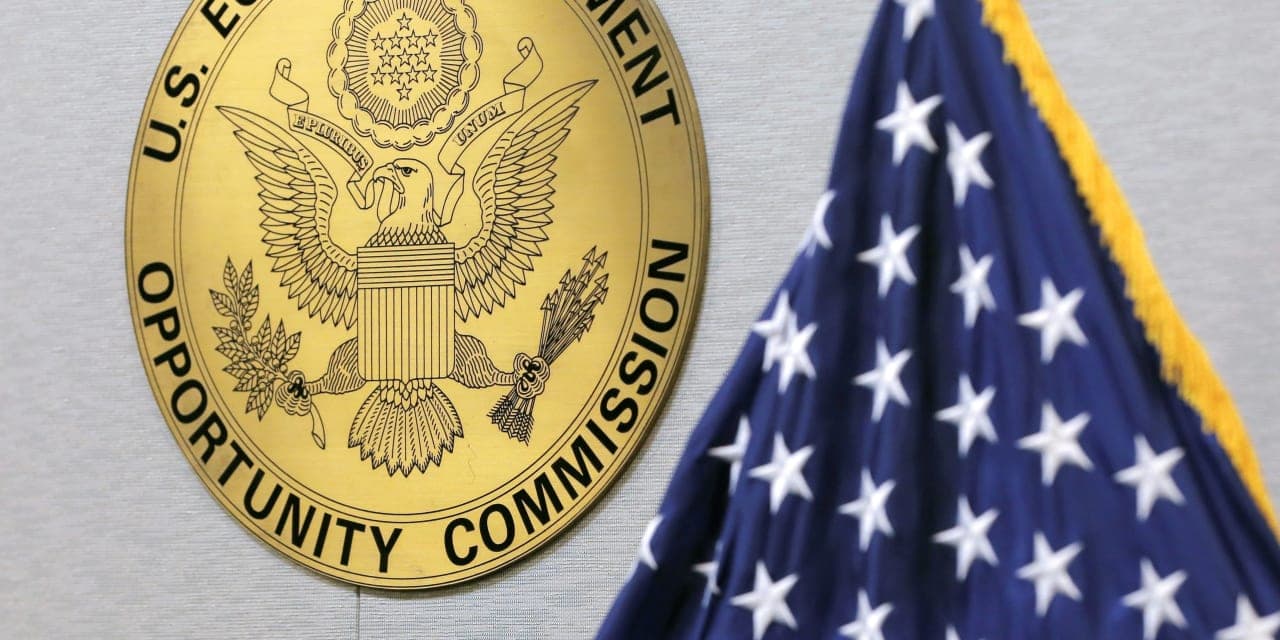 رأي: عدّ الحبوب ومعاداة السامية وEEOC