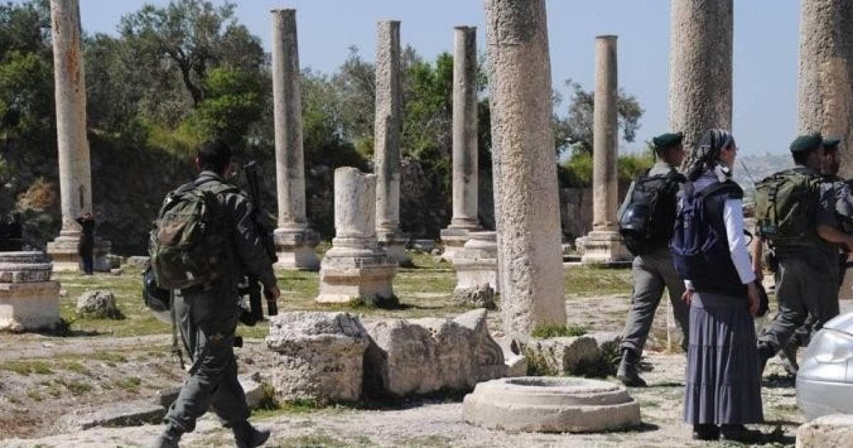 Sebastia Urges Halt of Excavations