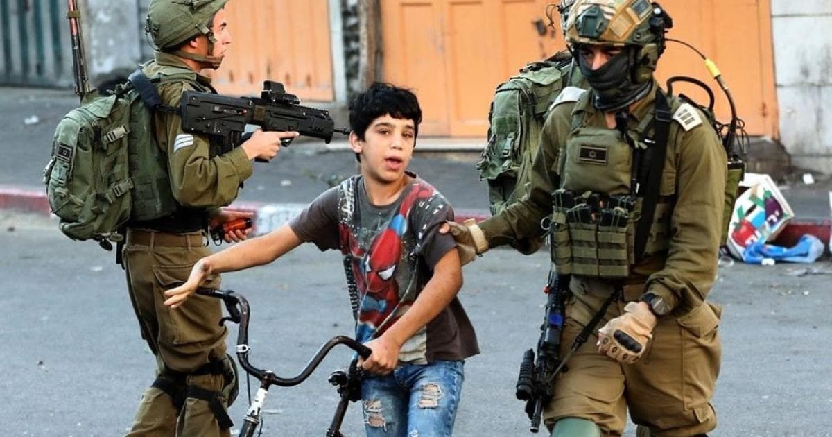 مركز الأسرى: 2000 قاصر فلسطيني معتقل منذ أكتوبر