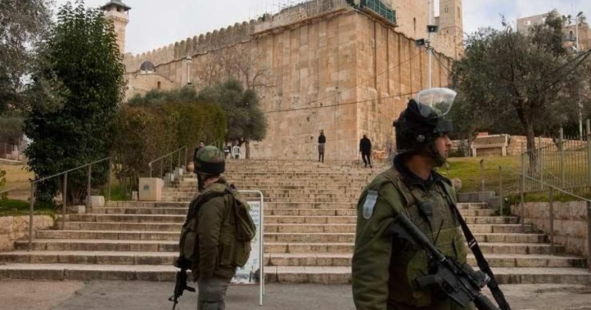 Occupation shutters Ibrahimi Mosque