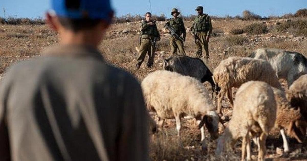 Locals stop settlers' assault near Jerusalem