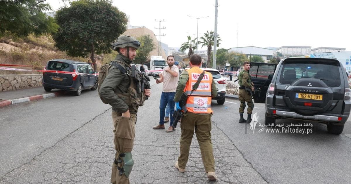 Settler stabbed near Jericho; closures in Al-Auja