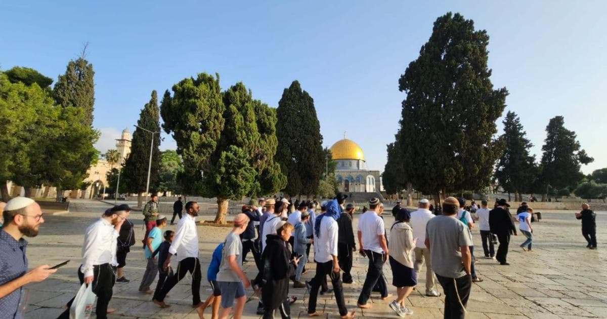 رئاسة السلطة تحذر من تصاعد اقتحامات الأقصى