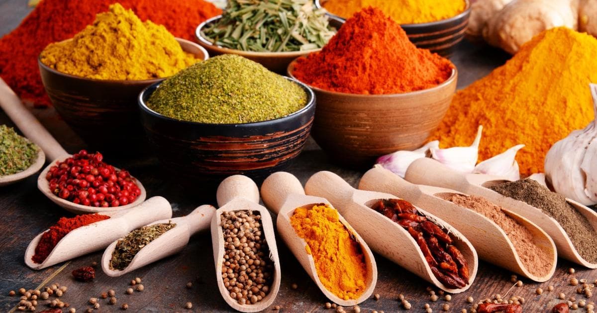 هذه التوابل تعزز صحة الكوليسترول والميكروبيوم