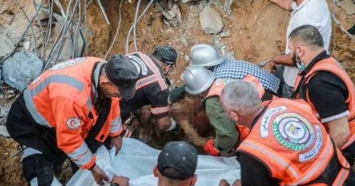 Civil Defense recovers 19 martyrs from Gaza rubble