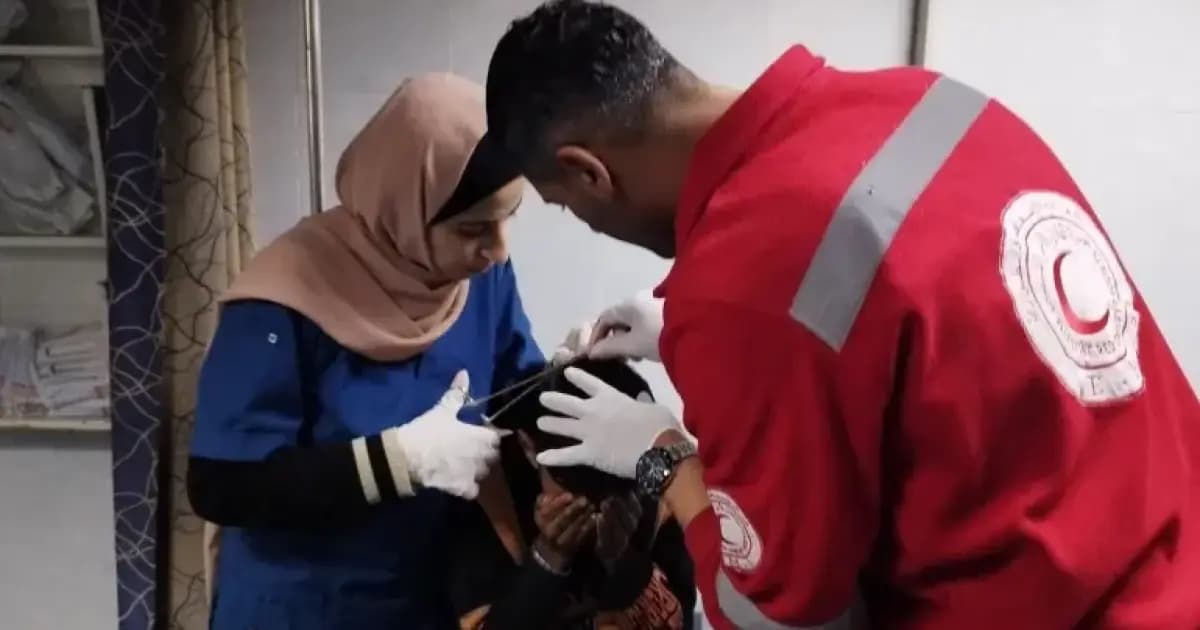 Boy wounded by bullets in Al-Fara' camp